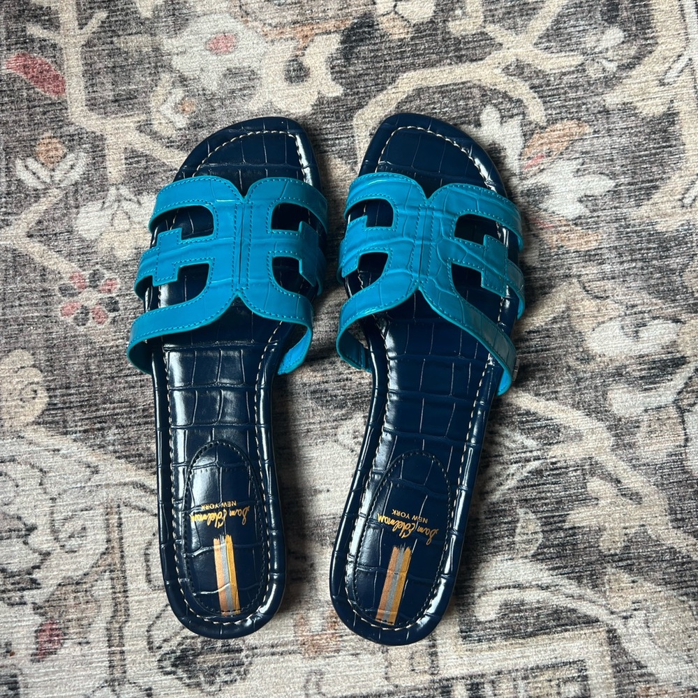 NWT Sam Edelman Bay Sandal - Blue Croco